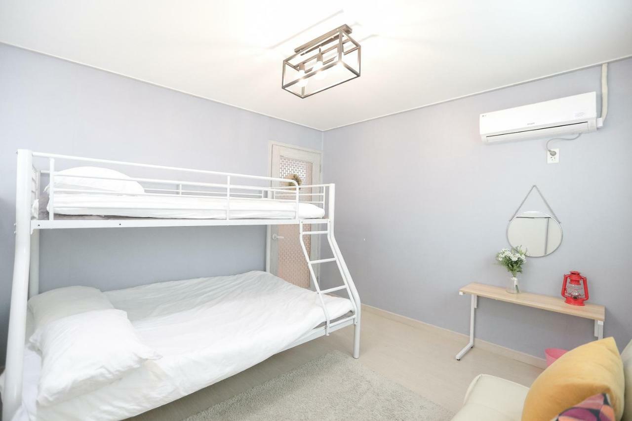 Ferienwohnung Lovely House Hongdae Seoul Exterior foto